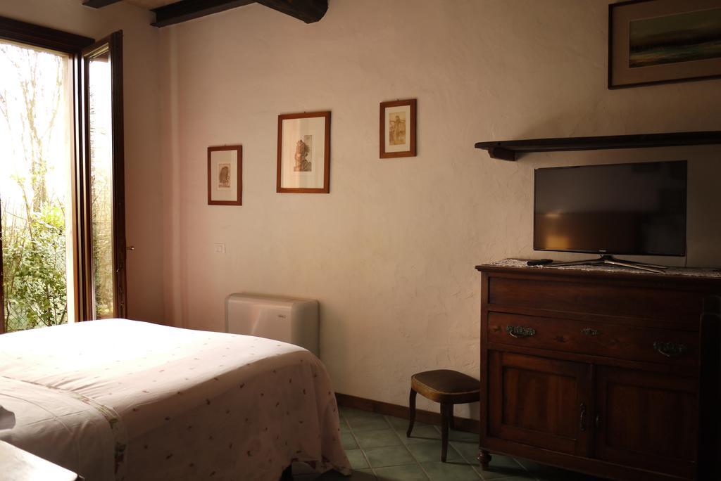 Villa La Lepre Bianca Cento  Esterno foto